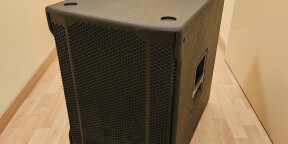 Vends subwoofer actif 15" RCF SUB 905-AS II