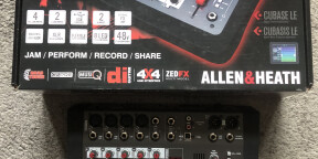 vends console de mixage Allen & Heath ZEDI-FX 10
