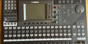 Yamaha 01v96i comme neuve