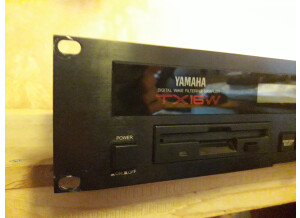 Yamaha TX16W (71646)
