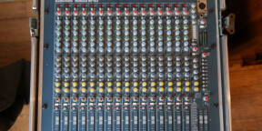 Vends console de mixage analogique Allen & Heath Mixwizard 3 16:2 DX