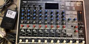 ROLAND M16DX