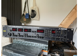 TC Electronic TC 2290 (101)