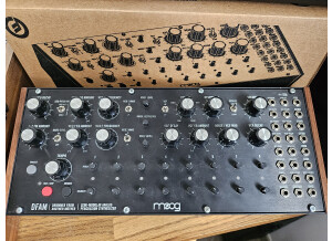 Moog Music DFAM (Drummer From Another Mother) (33844)