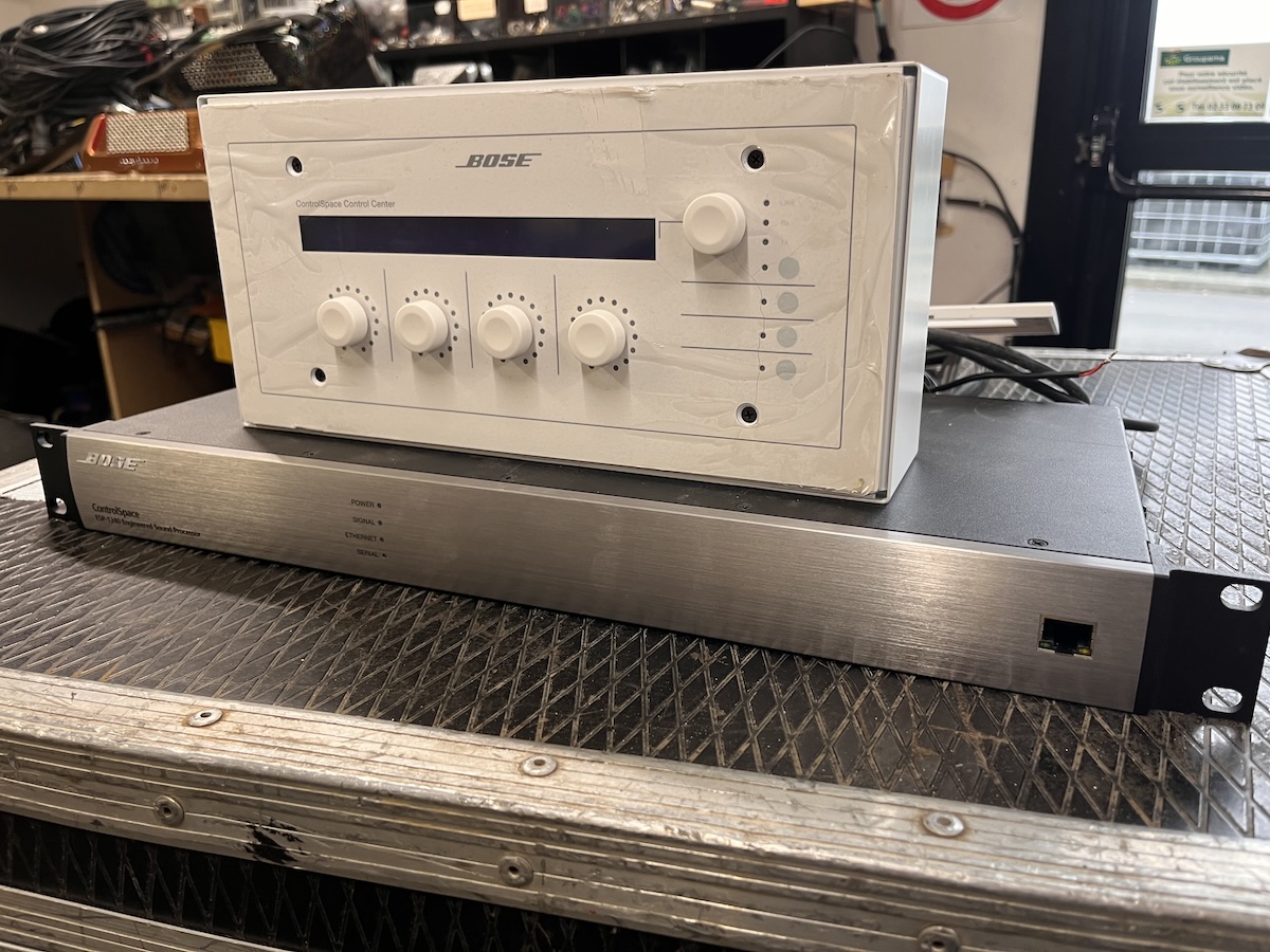 Bose ESP1240 avec télécommande CC64