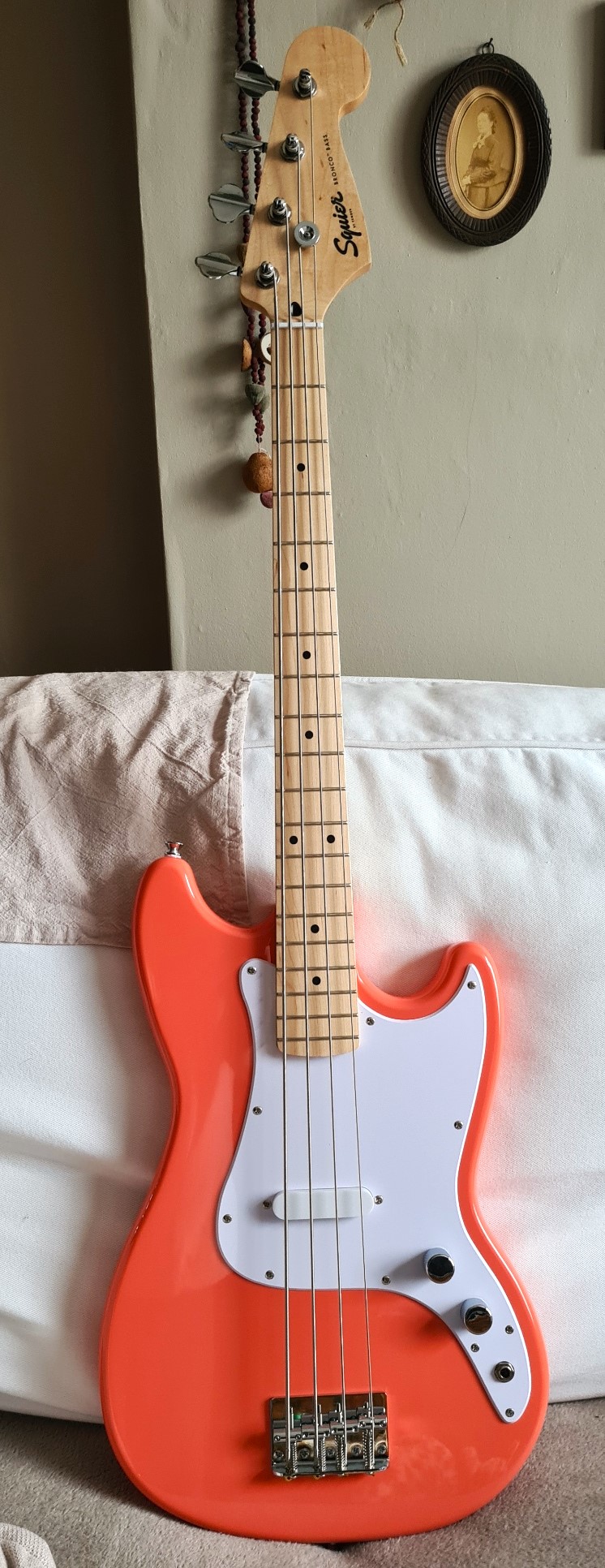 Squier Sonic Bronco Bass