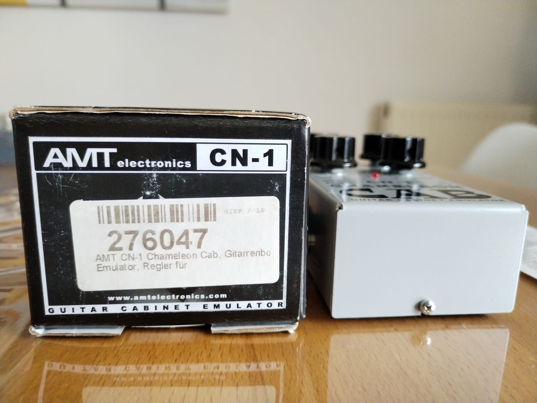 ギター AMT Electronics CN-1 CHAMELEON CAB 01_3e9ca51c-fd20-4197-8d75-