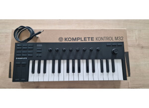 Native Instruments Komplete Kontrol M32