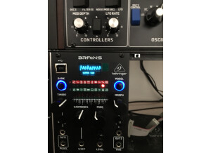Behringer Brains (42274)
