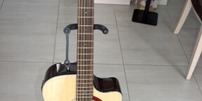 Vends guitare électro-acoustique FENDER CC-140SCE