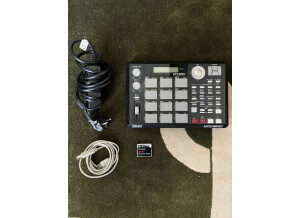 Akai Professional MPC500 (89081)