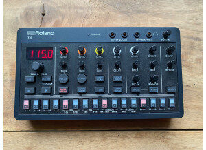 Roland T-8