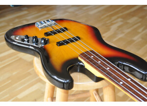 FENDER Jazz Bass JB-62 FL RW 3TS (5)
