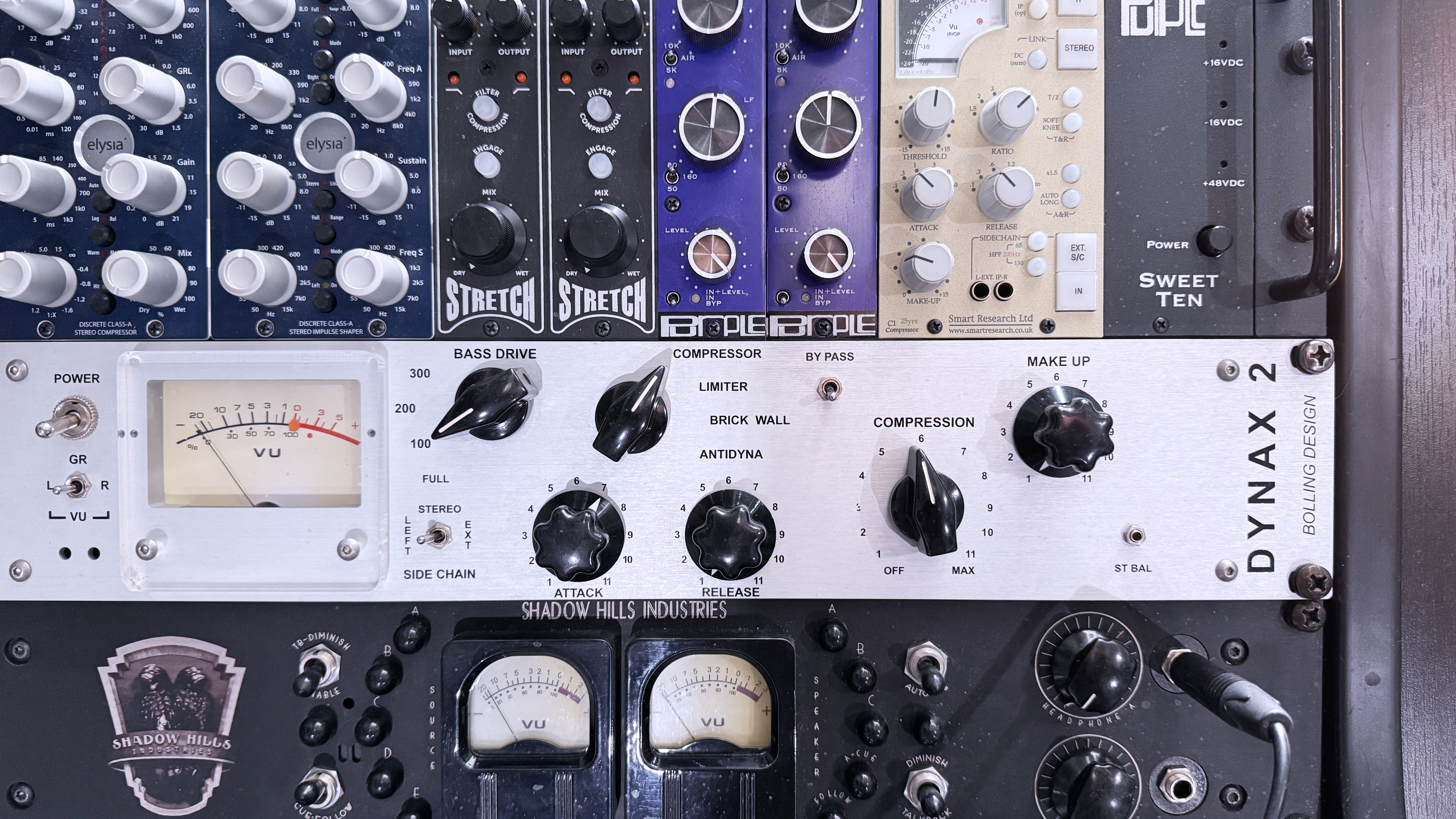 Affaire - Alternate Soundings Dynax 2 Entièrement révisé