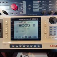 AKAI S6000