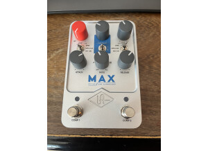 Universal Audio Max Preamp & Dual Compressor