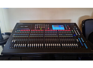 Allen & Heath Qu-32