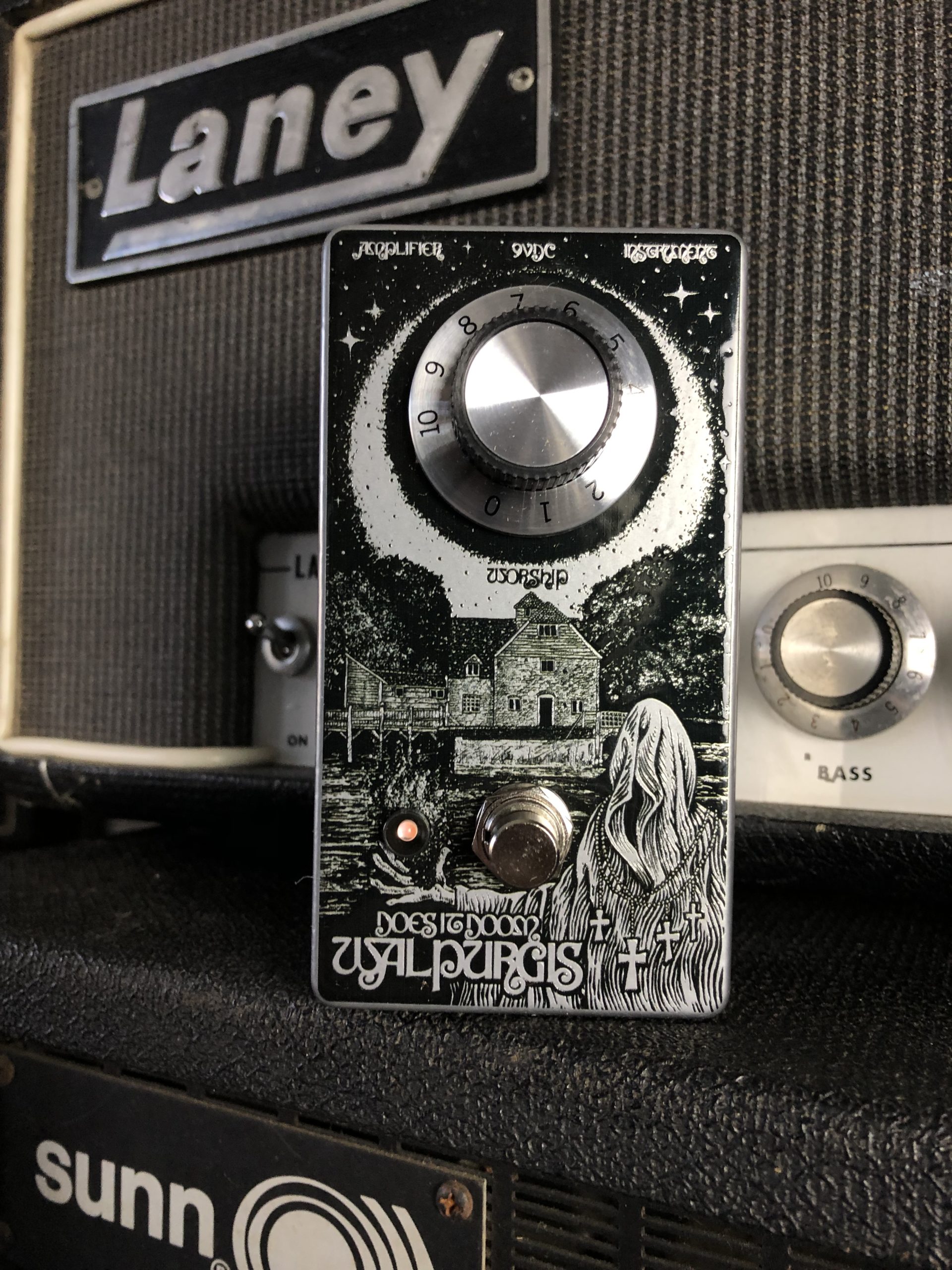 Does it Doom? Walpurgis Iommic Overdrive Preamp : Walpurgis Iommic Overdrive Preamp