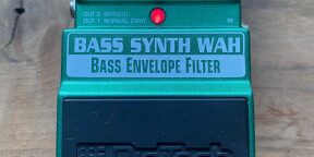Vends Digitech Bass Synth Wah