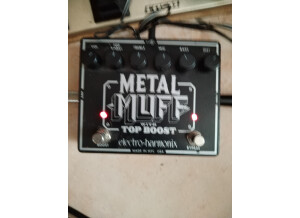 Electro-Harmonix Metal Muff with Top Boost