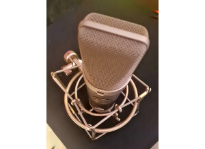 Neumann TLM 67