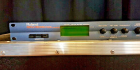 Vends Reverb Roland SRV3030 24 bits