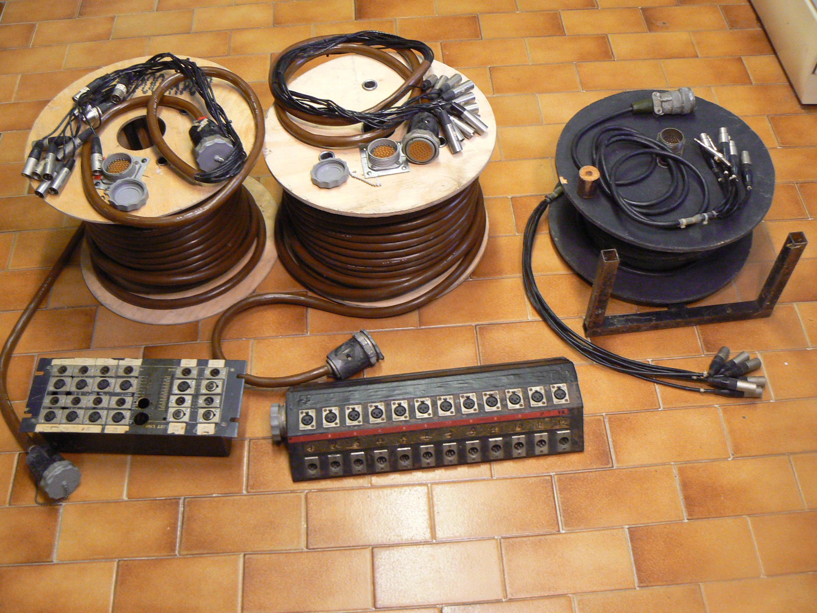 Vends multi core sonorisation 24 - 6 