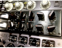 Dangerous Music Compressor (39592)
