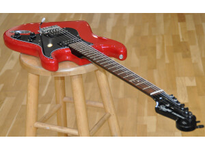 SQUIER Contemporary Stratocaster ST554 HH Torino Red (2)