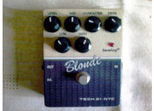 Tech 21 Blonde (48247)