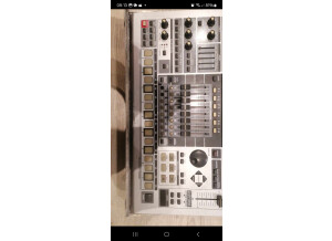 Roland MC-909 Sampling Groovebox (98147)