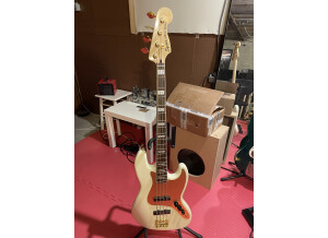 Squier 40th Anniversary Jazz Bass (84718)