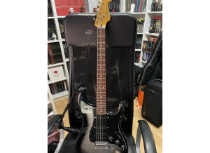 Fender Modern Player Stratocaster HSS (5837)