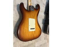 Fender American Deluxe Stratocaster Ash [2010-2015] (56582)
