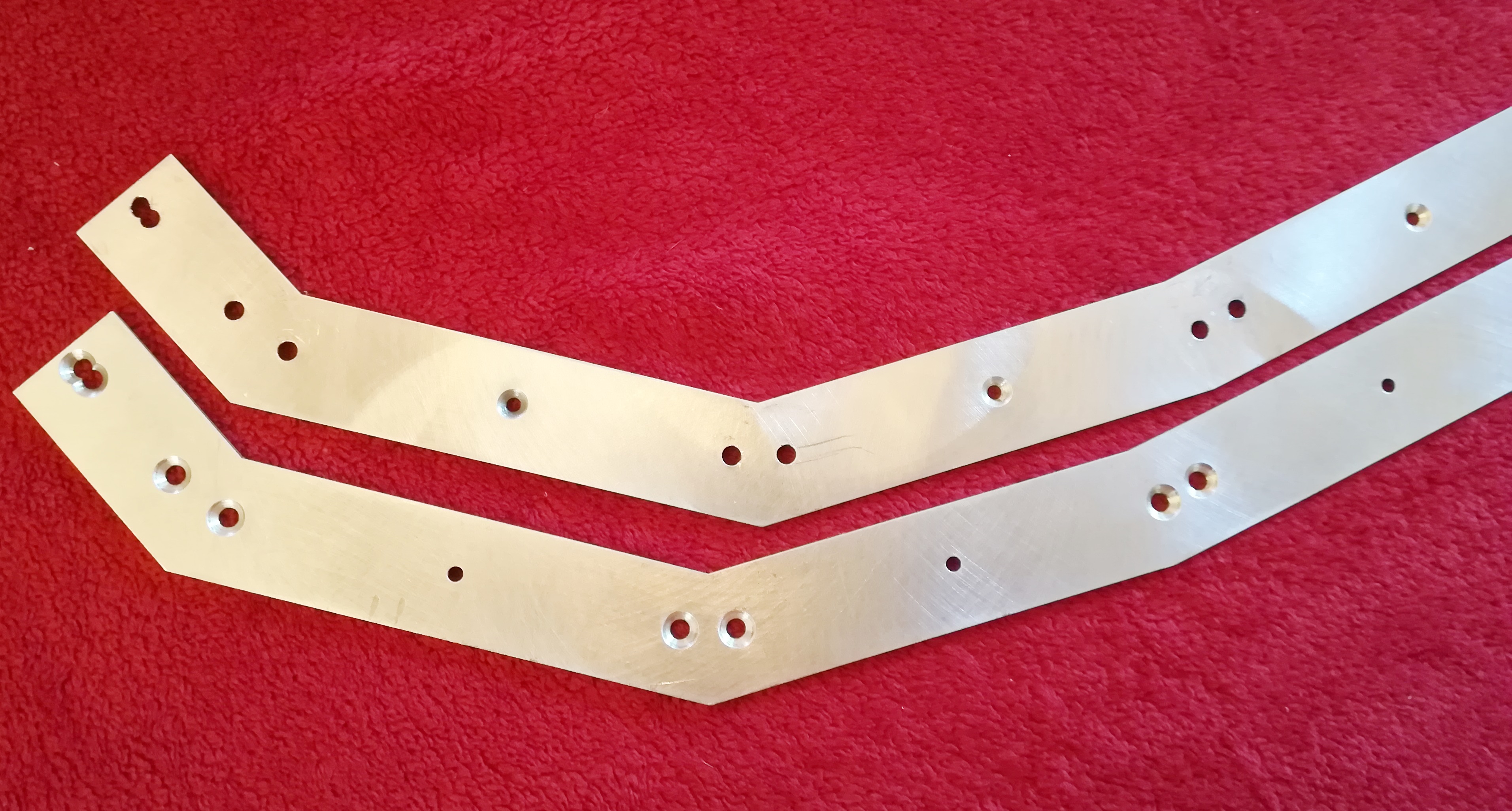 Modular Case eurorack - flancs alu incurvés pour réalisation d'un case pour modulaire Dim: 9U + 1U