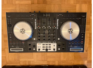 numark-ns6-dj-controller