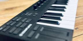 Komplete Kontrol m32