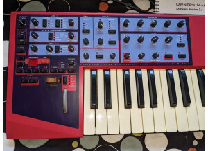 Clavia Nord Lead 1