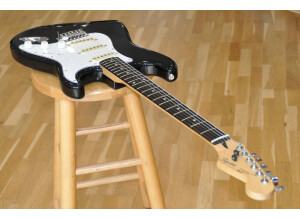 Squier Stratocaster Japan (2)