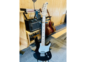 Yamaha Pacifica Standard Plus PACS+12M