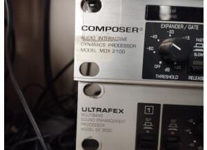 Behringer Composer MDX2100