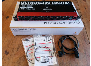 Behringer Ultragain Digital ADA8200 (30392)
