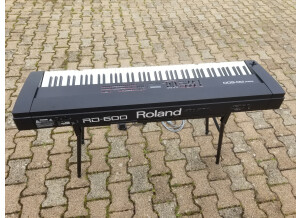 Piano numérique Roland RD600 pour pièces 2