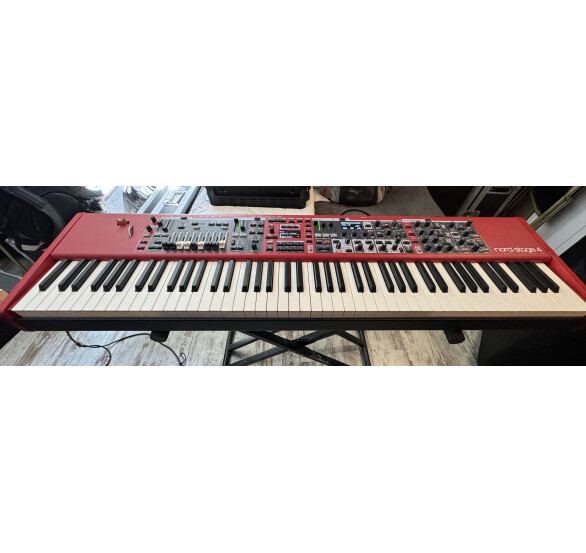 Clavia Nord Stage 4 88 (14859)