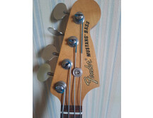 Fender Vintera '60s Mustang Bass (477)