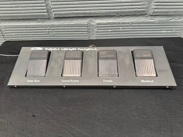 SHOWTEC COMPACT LIGHTSET FOOTSWITCH