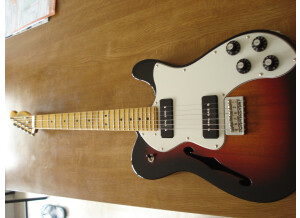 Fender Modern Player Telecaster Thinline Deluxe - 3-Color Sunburst Maple