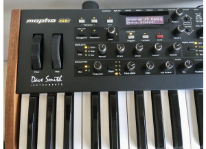 Dave Smith Instruments Mopho SE
