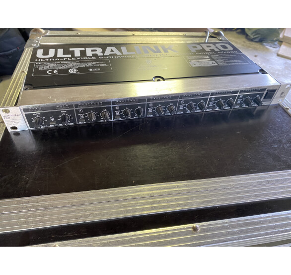 Behringer Ultralink Pro MX882 (95955)