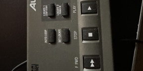 A vendre Alesis LX 20, excellent état !! + remote control LRC + 10 K7 vierges